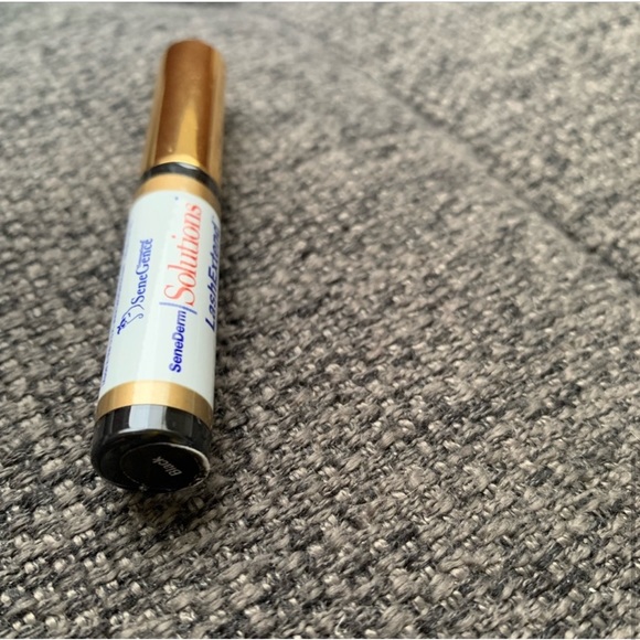 NWT SeneDerm Lash Extend Black Lash Lengthener - Picture 3 of 3